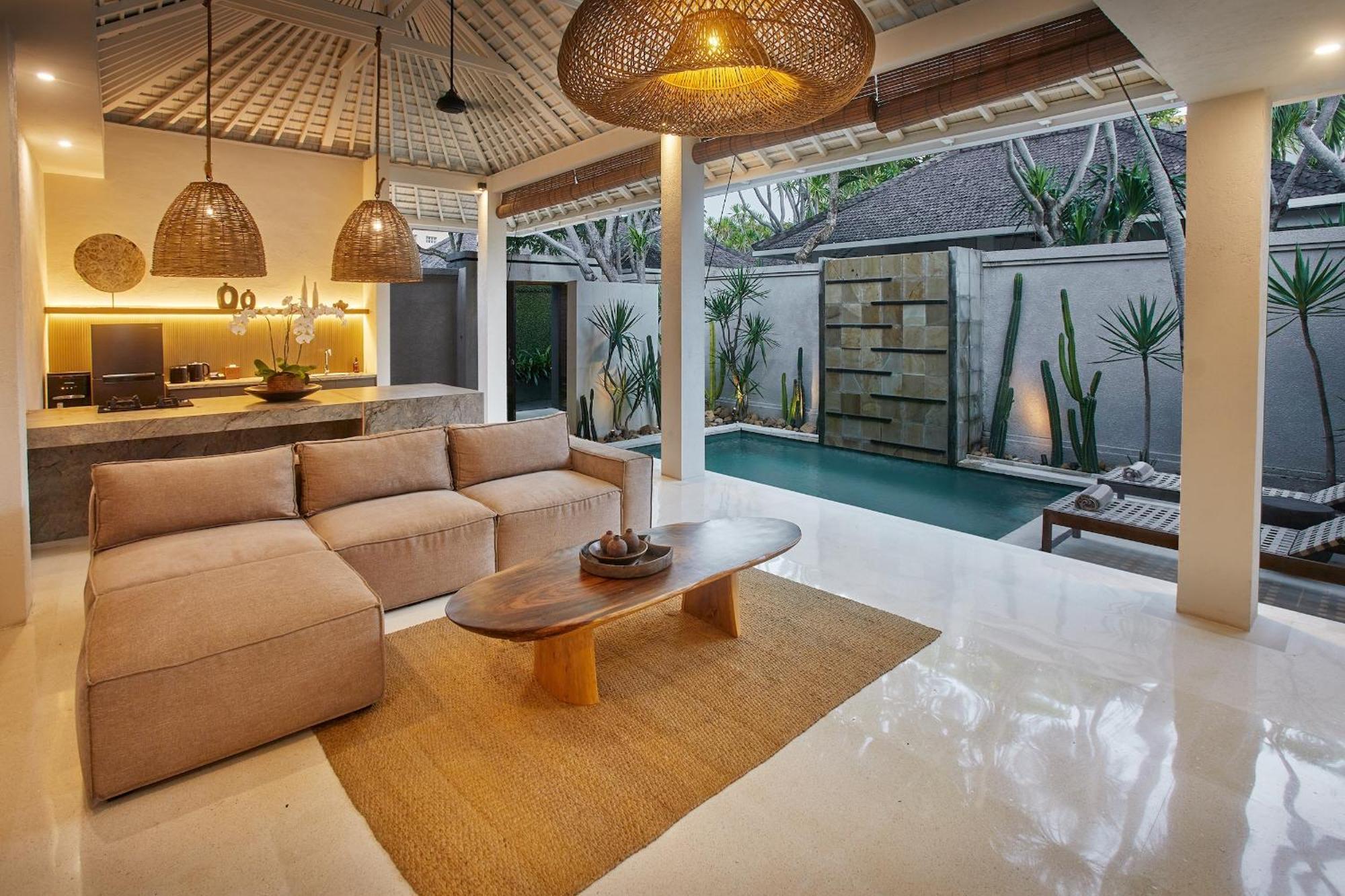 Ahimsa Beach Villa Jimbaran  Ruang foto